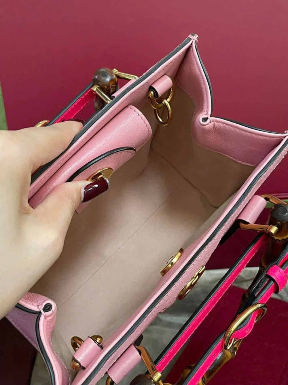 GUCCI Wonka Grain Calfskin Mini Diana Tote Bag Pink - Picture 14 of 16